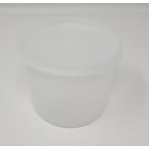 Vintage Tupperware #250-8 container and 215-26 lid 4 inch round U180